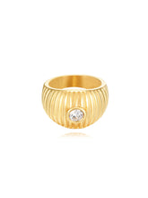 Cargar imagen en el visor de la galería, Anillo Úrsula - Acero dorado 316L baño oro 18k - Talla 4, 6, 10, 12 y 14